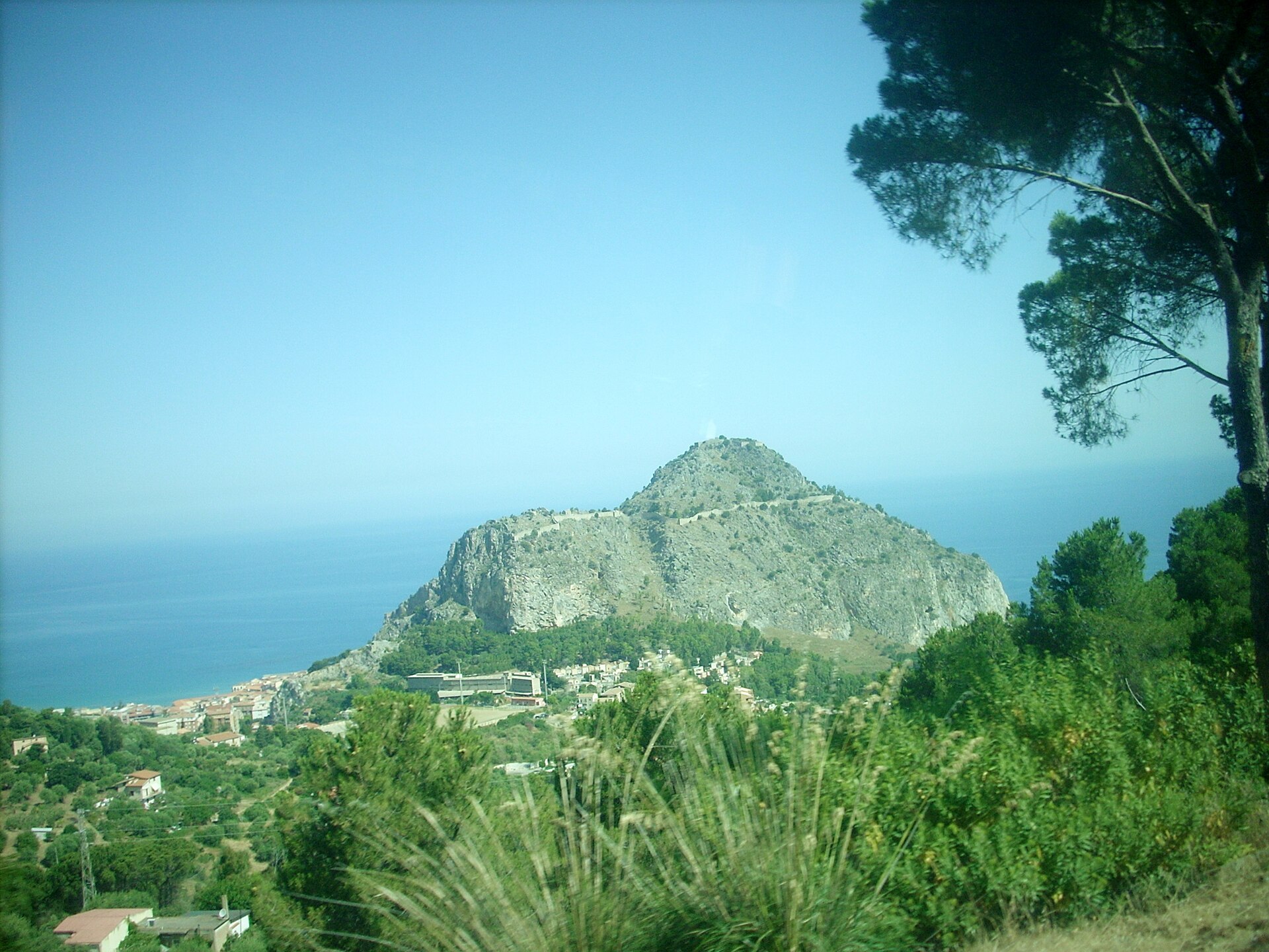 View of Cefalù at the foot of La Rocca